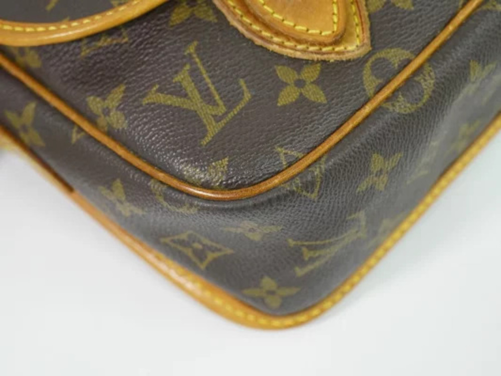 Louis Vuitton LV Gibeciere Pochette Shoulder Bag Leather Brown - Picture 7 of 9